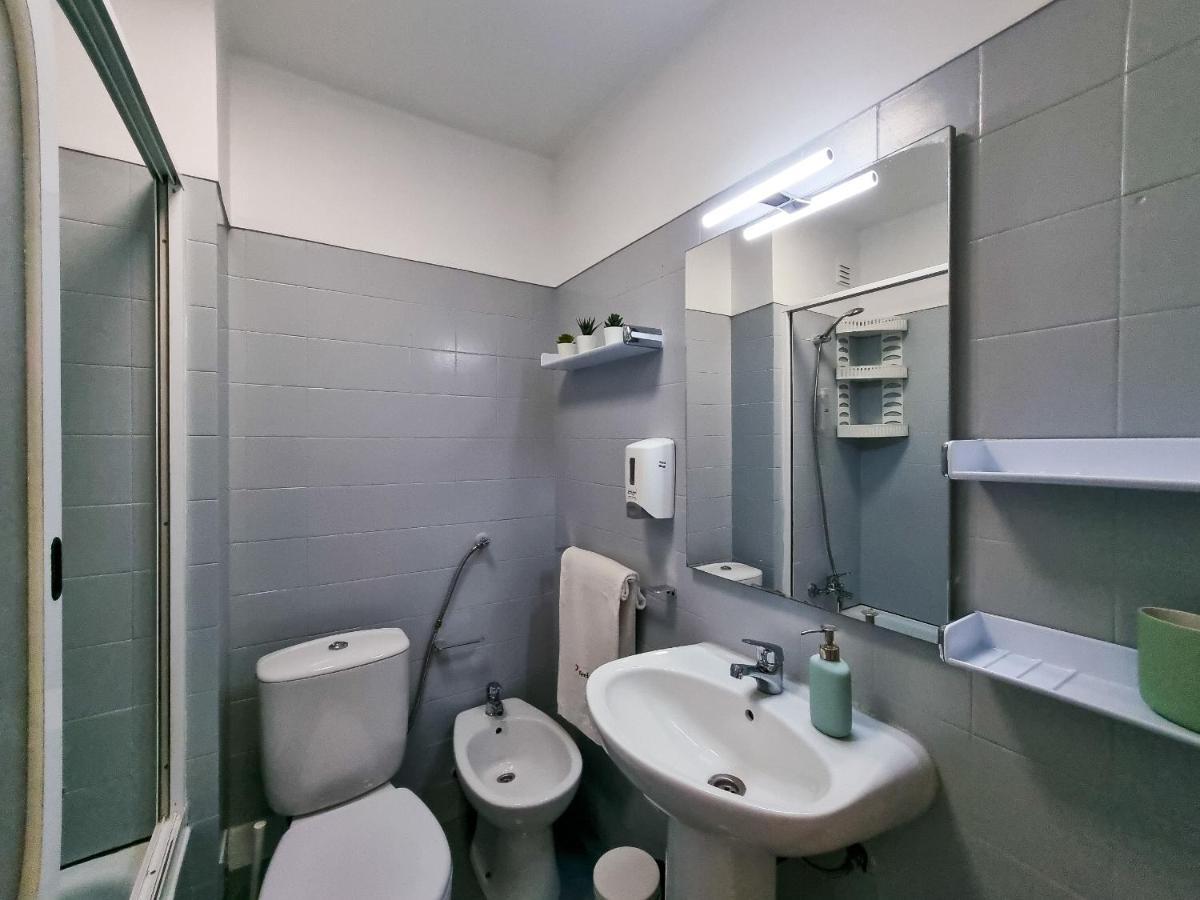 Flh Faro Family Flat With Balcony Appartement Buitenkant foto