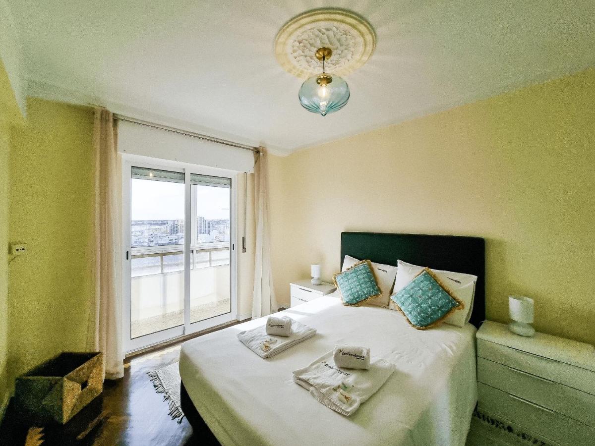 Flh Faro Family Flat With Balcony Appartement Buitenkant foto