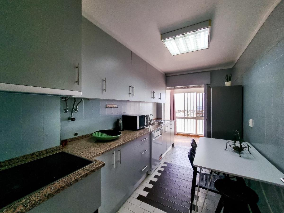 Flh Faro Family Flat With Balcony Appartement Buitenkant foto